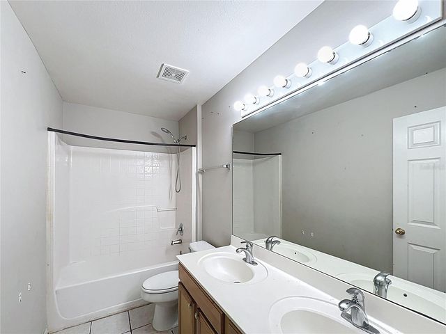 12803 LAKE VISTA DRIVE, Gibsonton, FL 33534