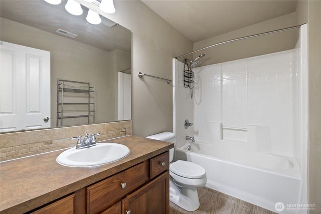 7623 Denali Avenue NE, Lacey, WA 98516