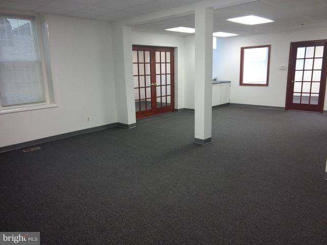 207 S EASTON RD, Glenside, PA 19038