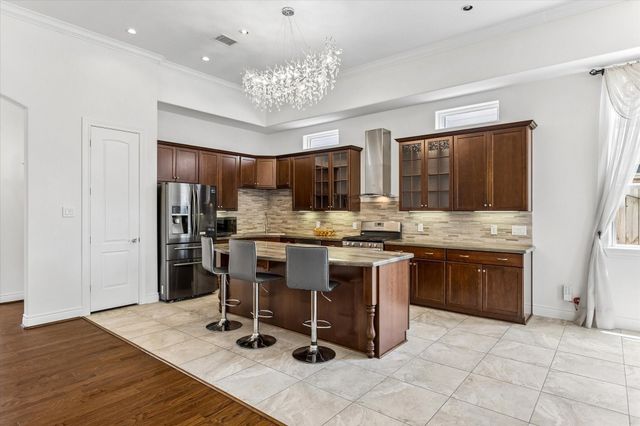 1415 Wakefield Drive, Houston, TX 77018