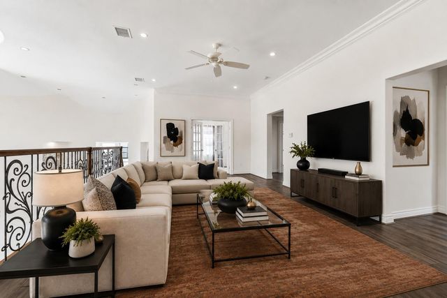 1415 Wakefield Drive, Houston, TX 77018