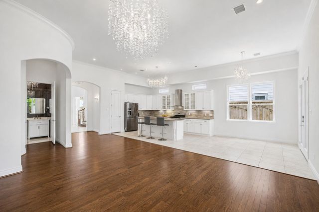 1415 Wakefield Drive, Houston, TX 77018