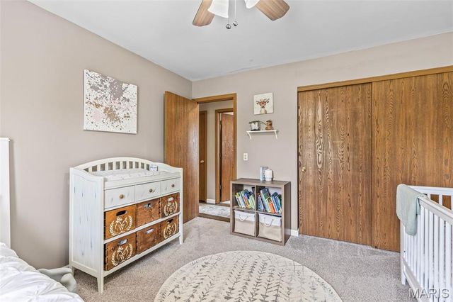 171 Kunze Drive, St Charles, MO 63303