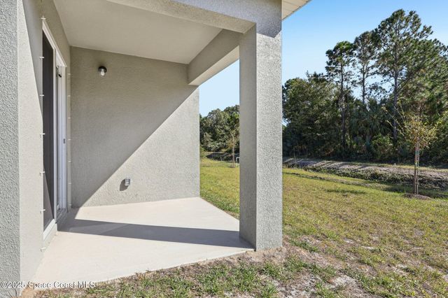 1134 Rabbit Street SE, Palm Bay, FL 32909