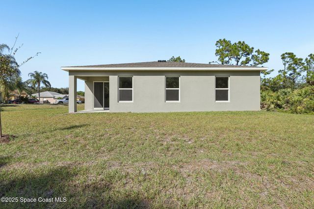 1134 Rabbit Street SE, Palm Bay, FL 32909