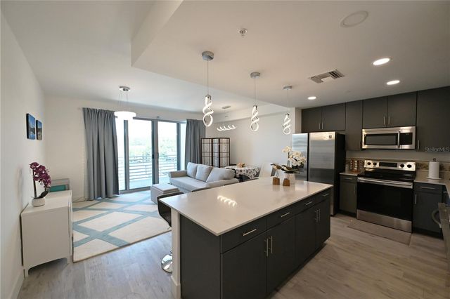 1709 N TAMIAMI TRAIL 208, Sarasota, FL 34234