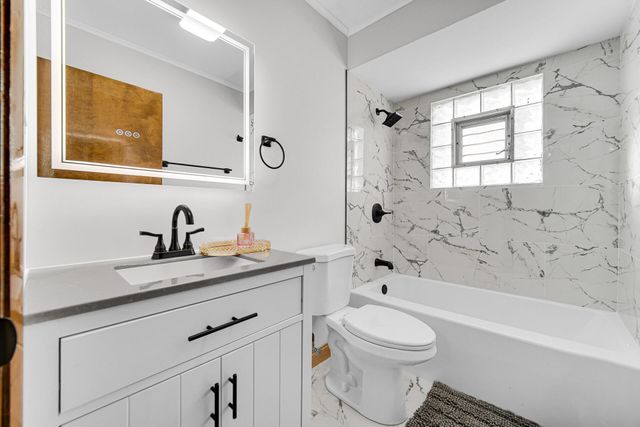 9220 Wildwood Drive, Highland, IN 46322