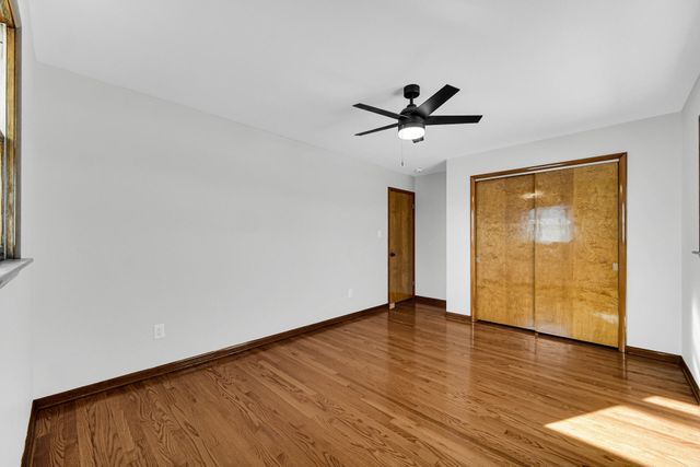 9220 Wildwood Drive, Highland, IN 46322