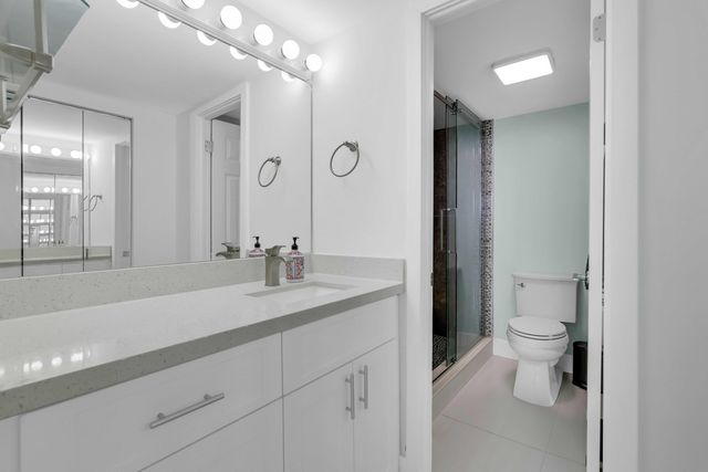 20335 W Country Club Drive 2107, Aventura, FL 33180