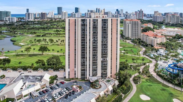 20335 W Country Club Drive 2107, Aventura, FL 33180