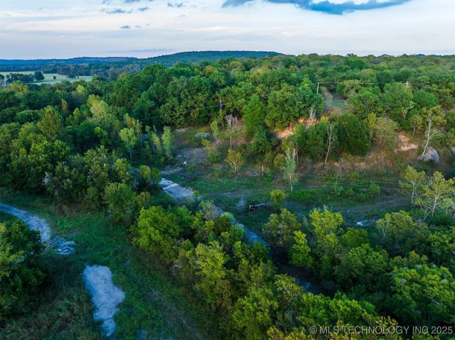 12 Hwy 11, Avant, OK 74001