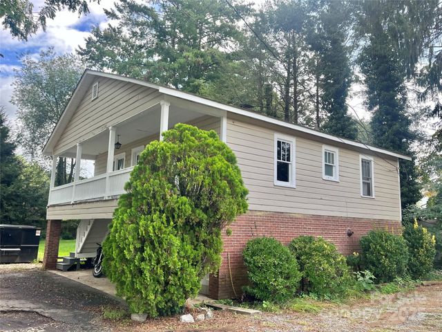152 Walnut Street, Waynesville, NC 28786