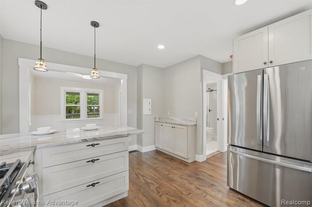 507 North Street, Holly, MI 48442