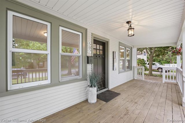 507 North Street, Holly, MI 48442