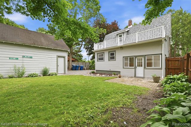 507 North Street, Holly, MI 48442