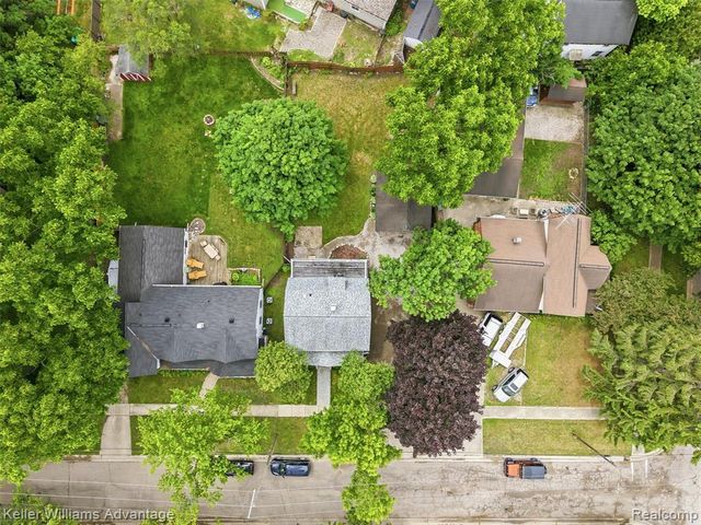 507 North Street, Holly, MI 48442