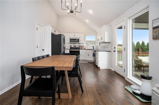 1000 W 10th Avenue, Kearney, MO 64060