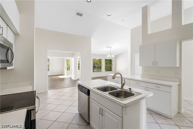 6721 Sloane PL, Naples, FL 34104