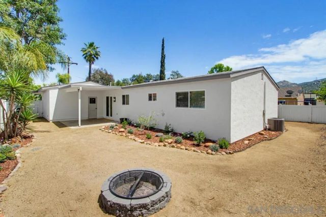 8740 Vanguard Place, Lakeside, CA 92040