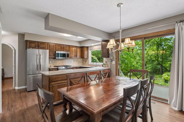 14886 Tealwood Court, Eden Prairie, MN 55347
