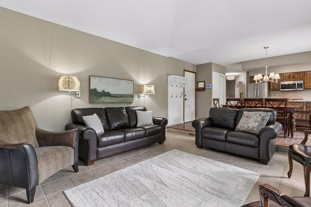 14886 Tealwood Court, Eden Prairie, MN 55347