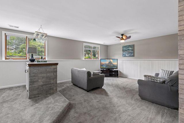 14886 Tealwood Court, Eden Prairie, MN 55347