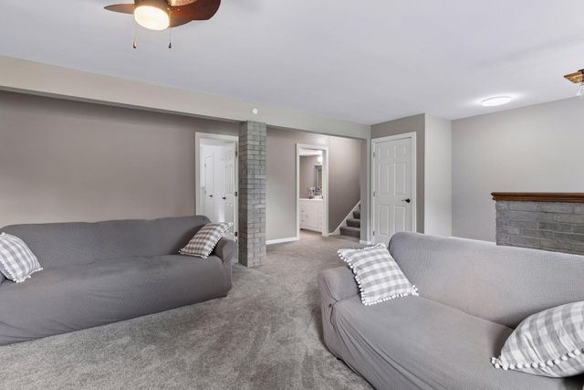 14886 Tealwood Court, Eden Prairie, MN 55347