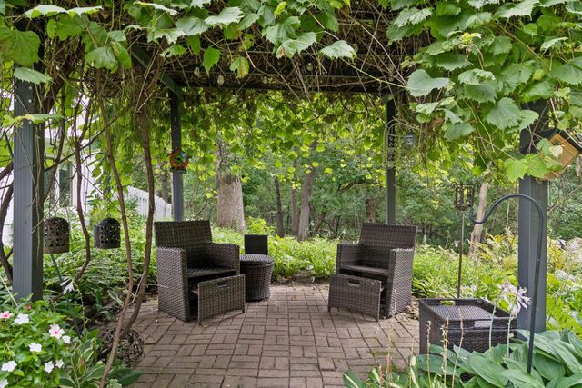 14886 Tealwood Court, Eden Prairie, MN 55347
