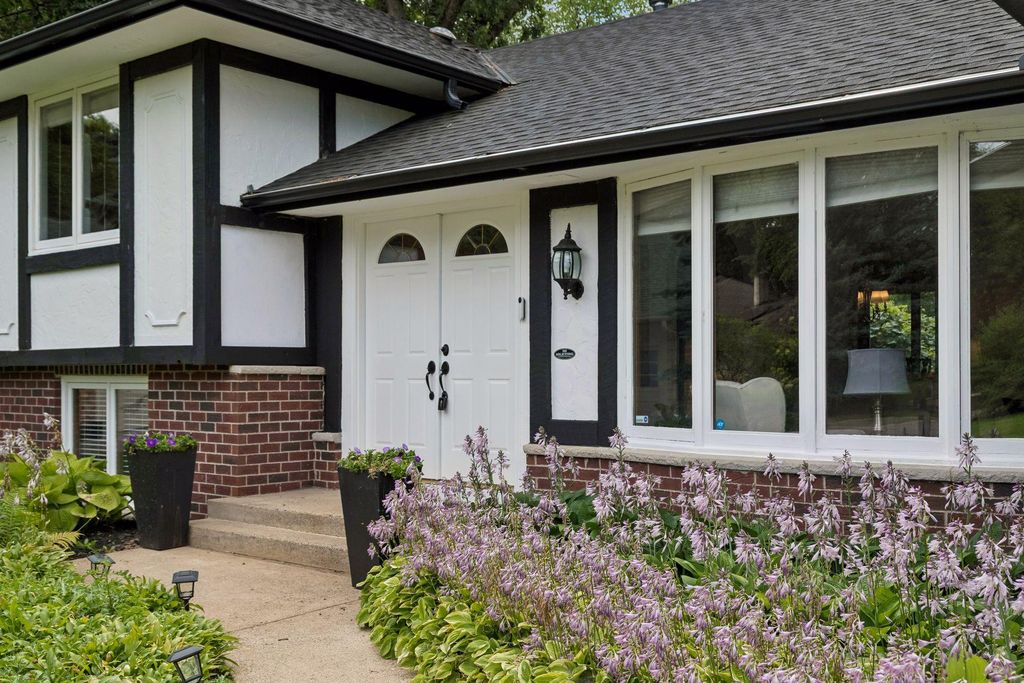 14886 Tealwood Court, Eden Prairie, MN 55347 — photo 5