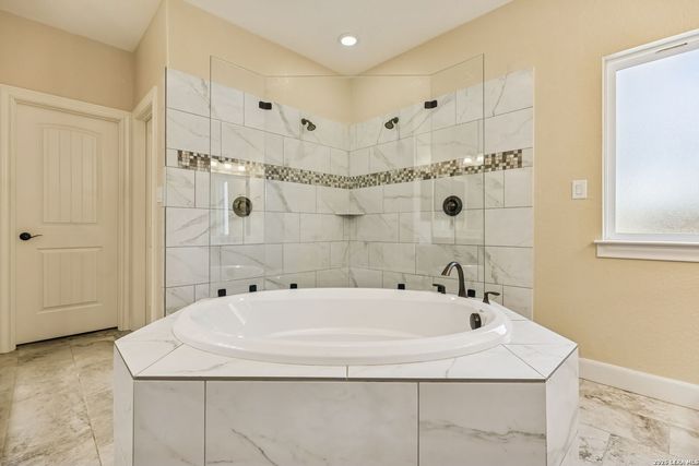 919 Scenic Stroll, San Antonio, TX 78260