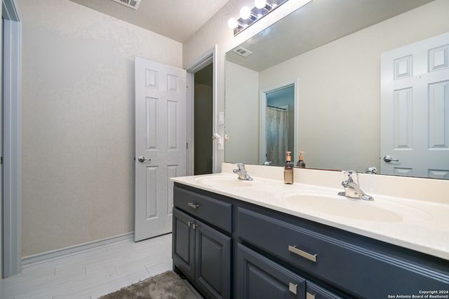 19434 GRAN ROBLE, San Antonio, TX 78258