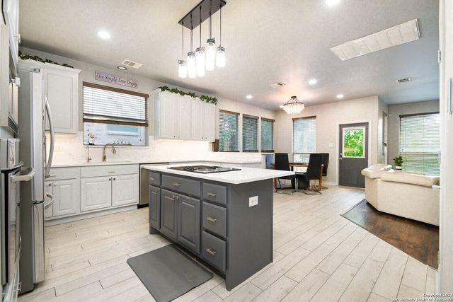 19434 GRAN ROBLE, San Antonio, TX 78258