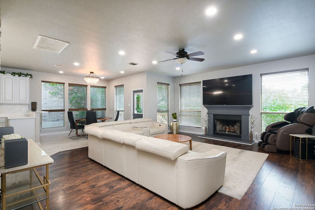 19434 GRAN ROBLE, San Antonio, TX 78258