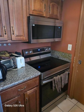 4818 NW 58th Street, Tamarac, FL 33319