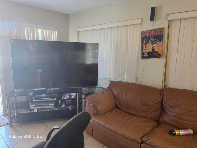 4818 NW 58th Street, Tamarac, FL 33319