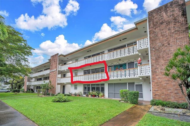 500 S Luna Ct 7, Hollywood, FL 33021