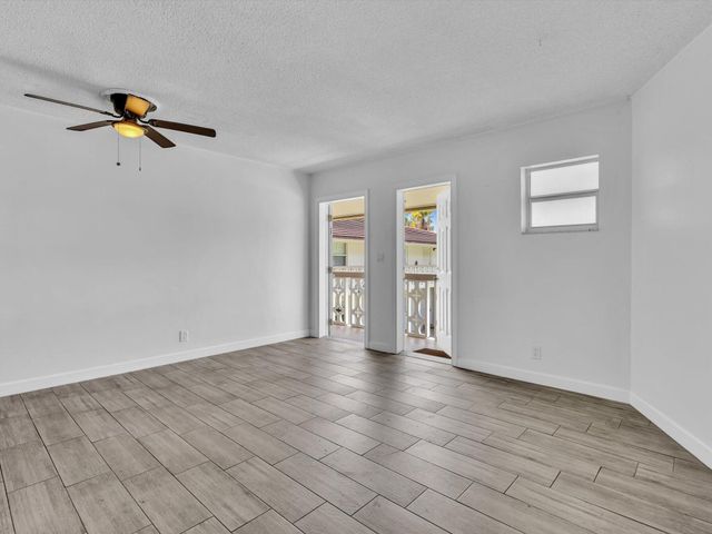 90 NE 19th Avenue 8, Deerfield Beach, FL 33441