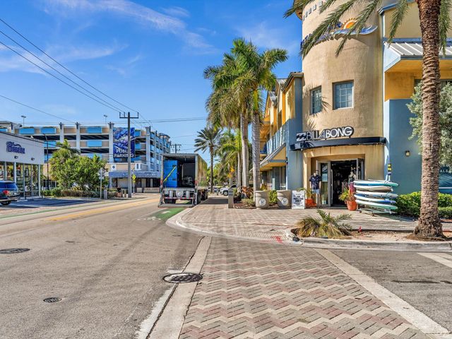 90 NE 19th Avenue 8, Deerfield Beach, FL 33441