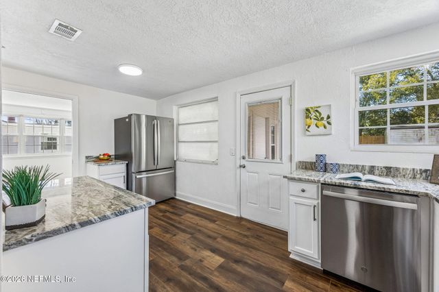 4534 BLACKBURN Street, Jacksonville, FL 32210