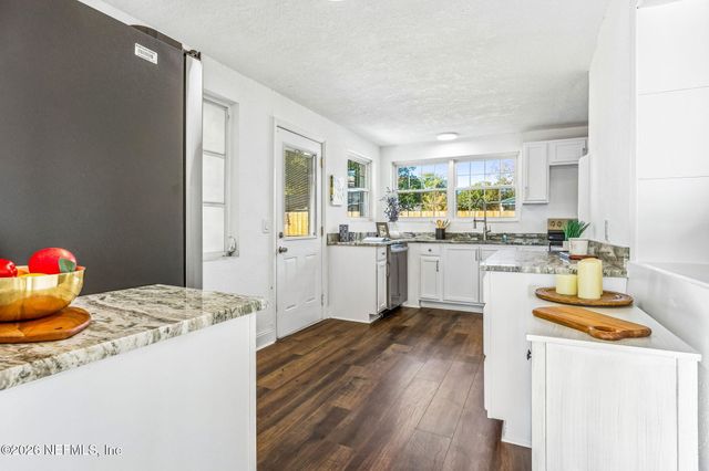 4534 BLACKBURN Street, Jacksonville, FL 32210