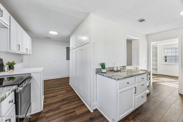 4534 BLACKBURN Street, Jacksonville, FL 32210