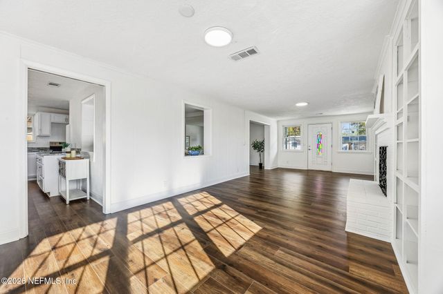 4534 BLACKBURN Street, Jacksonville, FL 32210