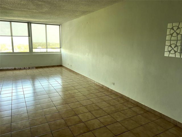 7441 Wayne Avenue 8I, Miami Beach, FL 33141