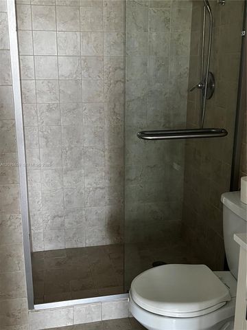 7441 Wayne Avenue 8I, Miami Beach, FL 33141