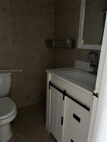 7441 Wayne Avenue 8I, Miami Beach, FL 33141