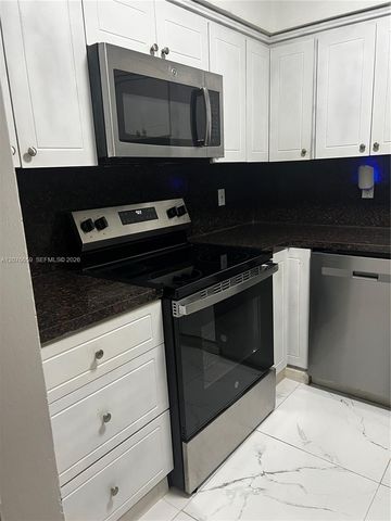 7441 Wayne Avenue 8I, Miami Beach, FL 33141