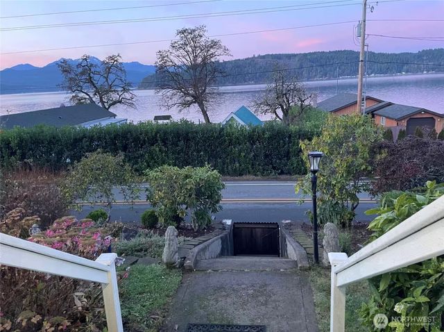 5060 E State Route 106, Union, WA 98592