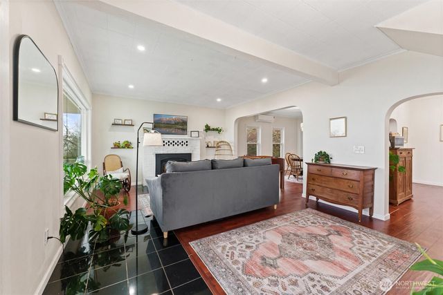 5060 E State Route 106, Union, WA 98592