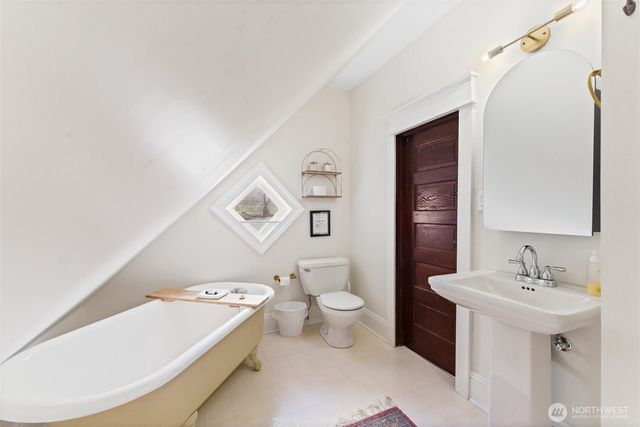 5060 E State Route 106, Union, WA 98592