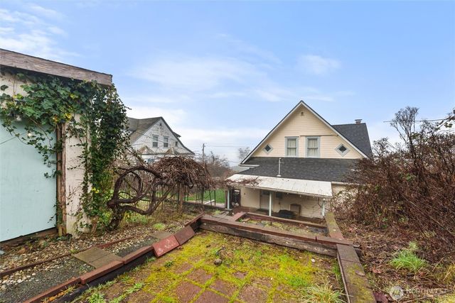 5060 E State Route 106, Union, WA 98592